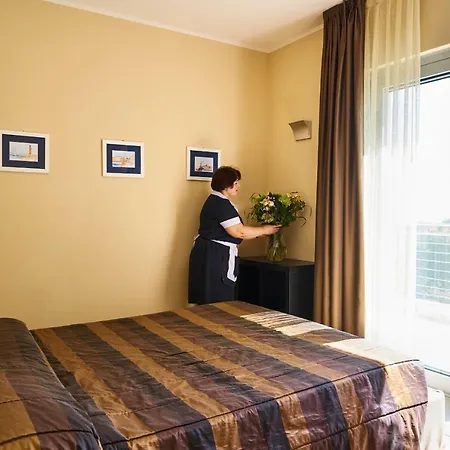 Aparthotel La Pineta-2